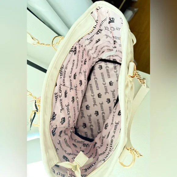 Juicy Couture Quilted Cream Bag + Pouch – Gold Chain, Pom-Pom Charm, NWT - Picture 7 of 8